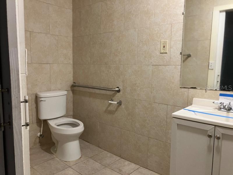 Image 9 of 11 For 528 Church Street