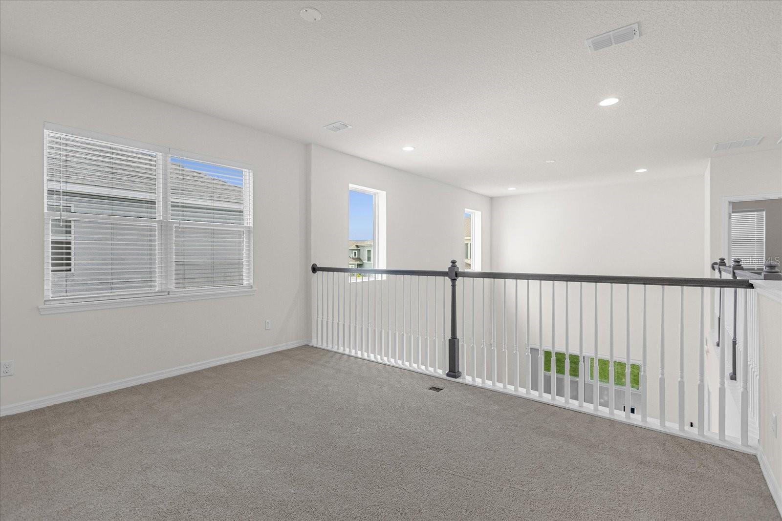 Image 18 of 53 For 2438 Pearl Cider St