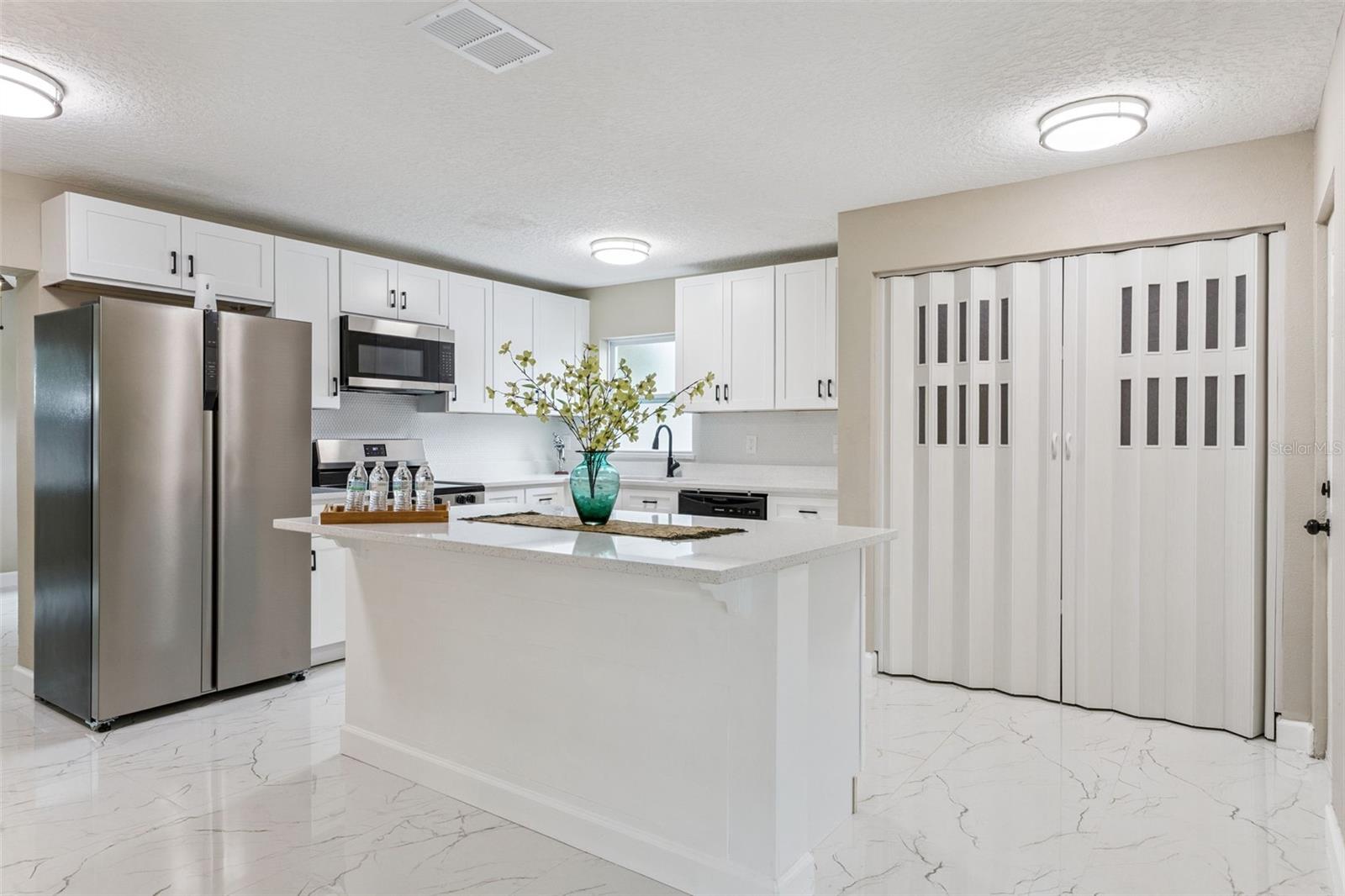 Image 12 of 52 For 3033 Sutton Drive