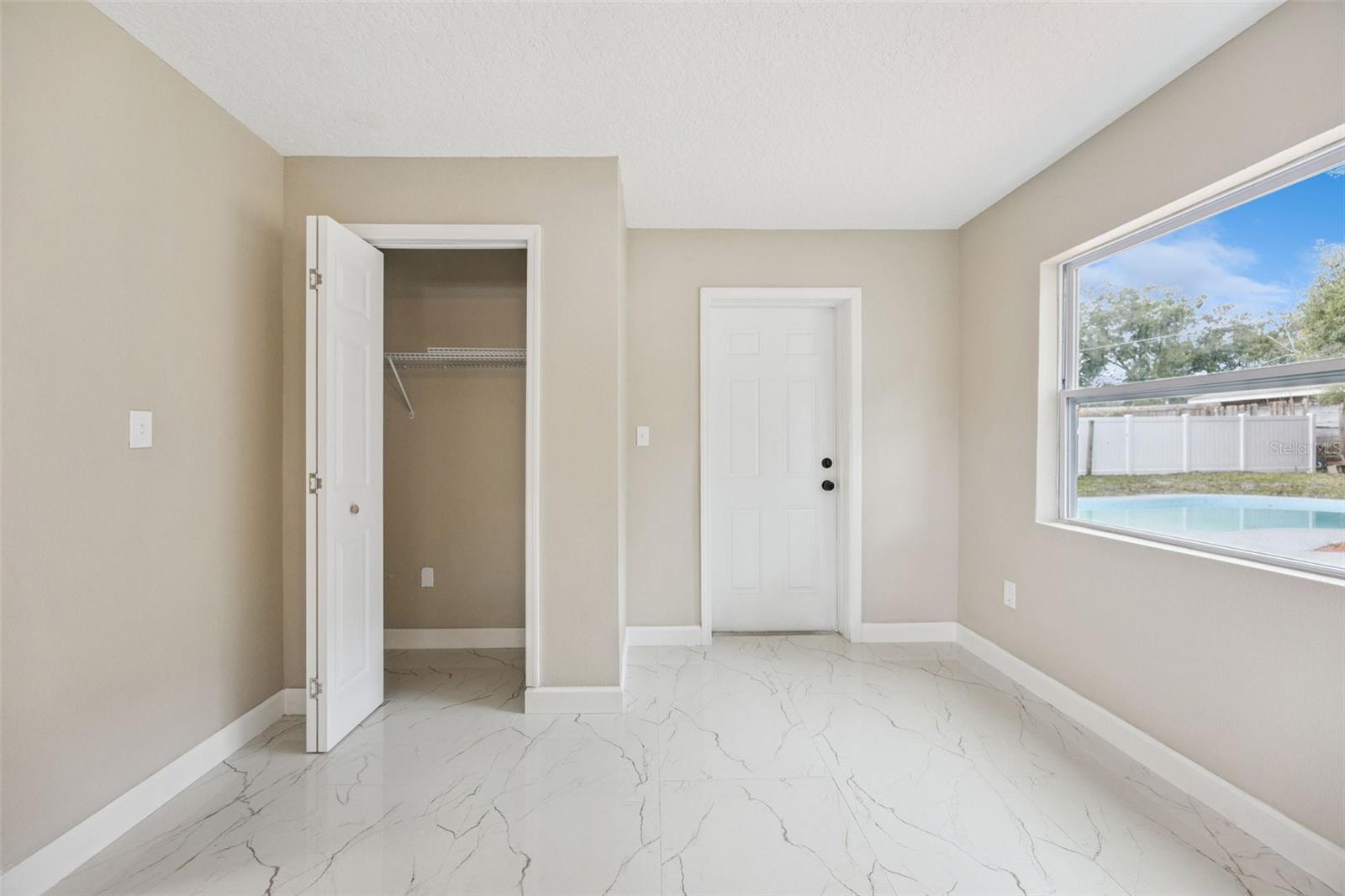 Image 25 of 52 For 3033 Sutton Drive