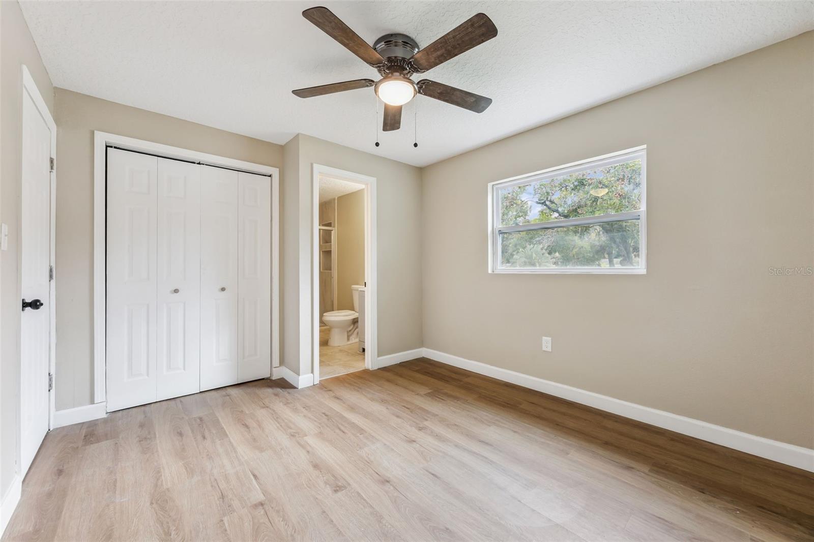 Image 28 of 52 For 3033 Sutton Drive