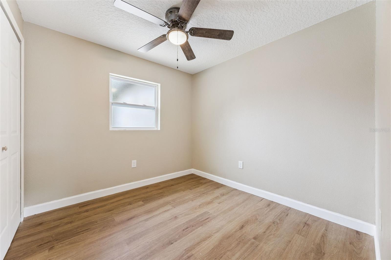 Image 33 of 52 For 3033 Sutton Drive