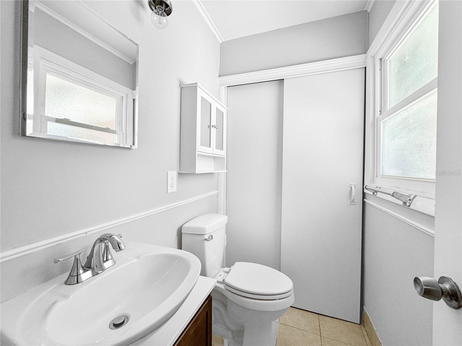 Image 20 of 26 For 1003 County Road 17a W