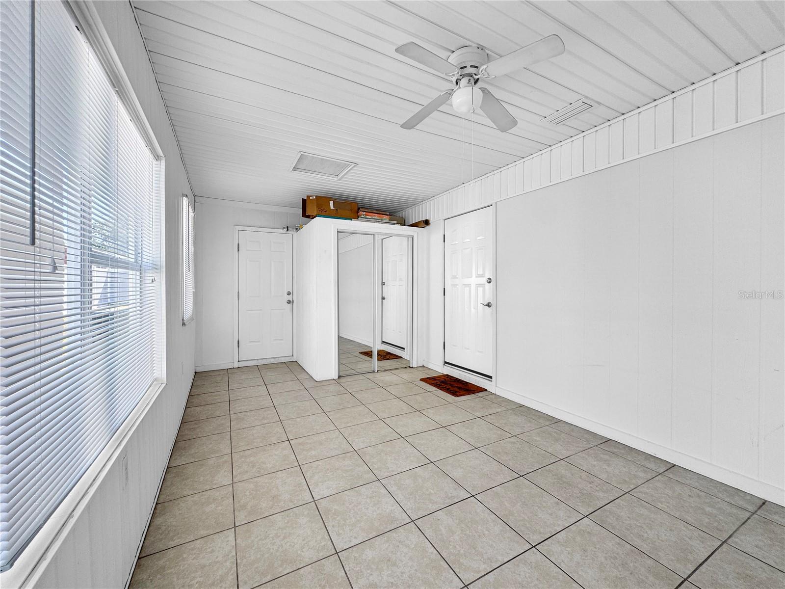 Image 6 of 26 For 1003 County Road 17a W