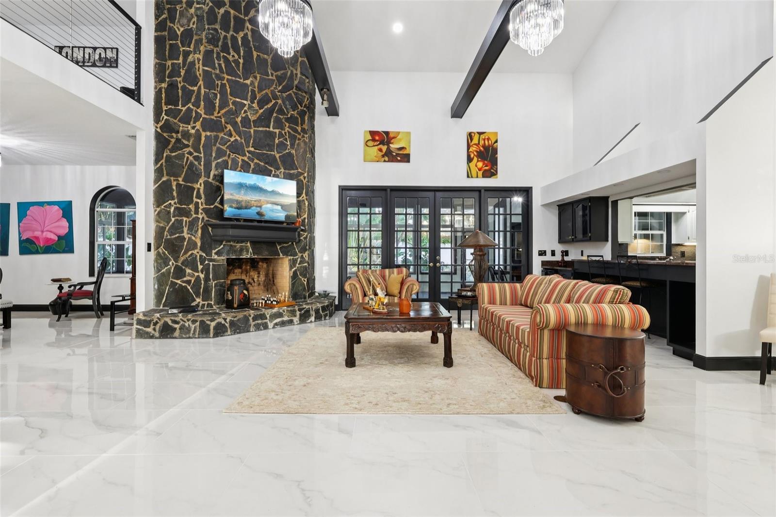 Image 15 of 68 For 16400 Lakeshore Drive