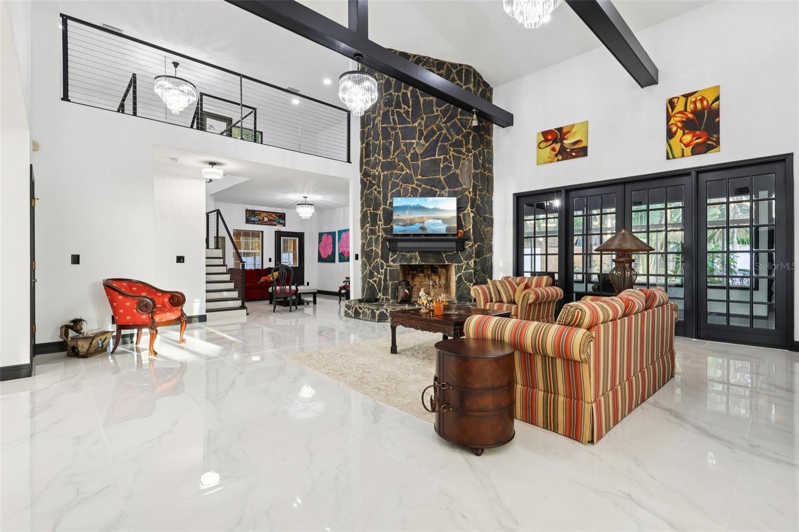 Image 18 of 68 For 16400 Lakeshore Drive