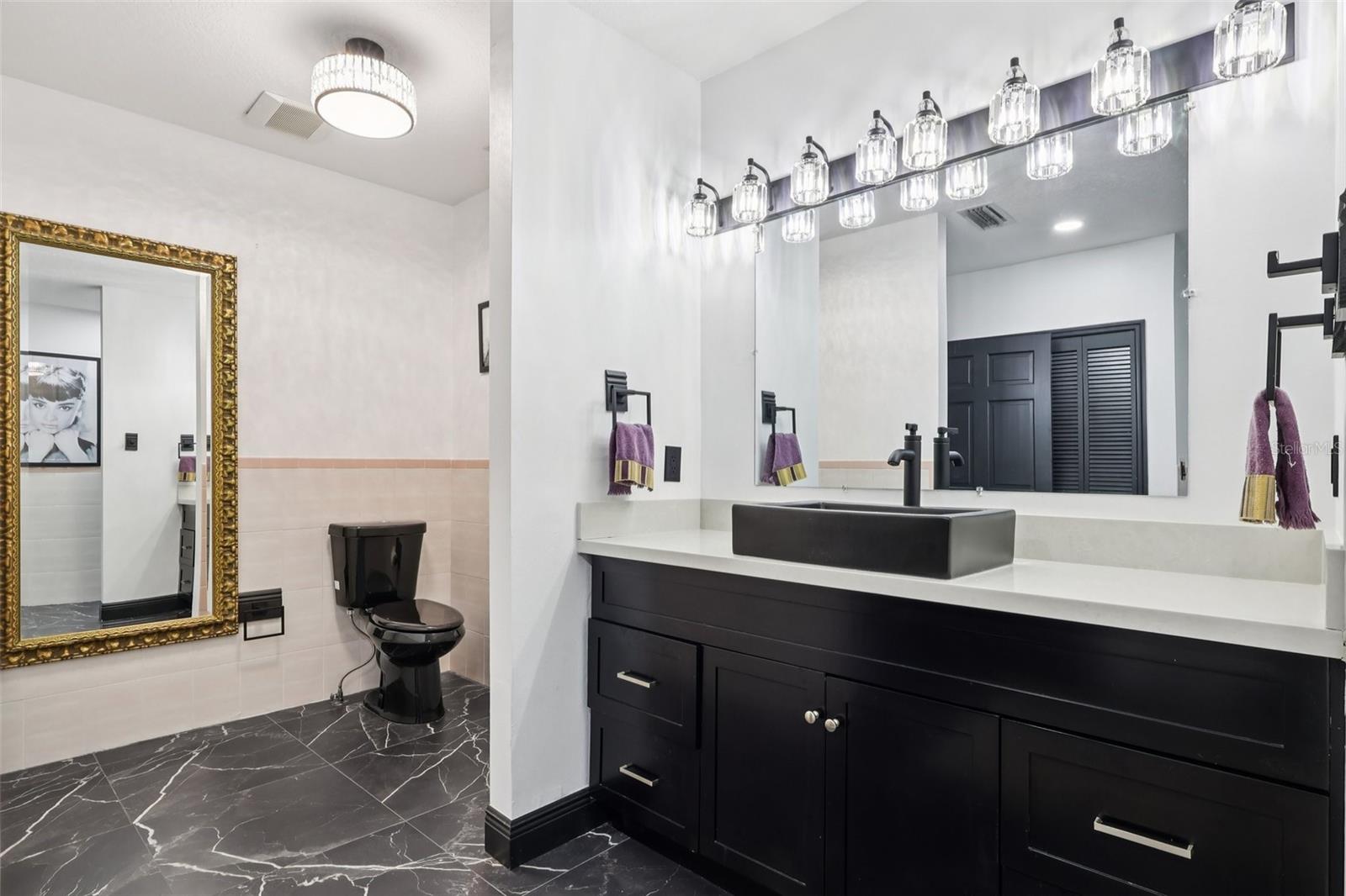 Image 34 of 68 For 16400 Lakeshore Drive