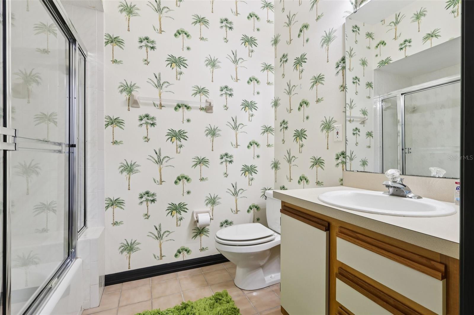 Image 40 of 68 For 16400 Lakeshore Drive