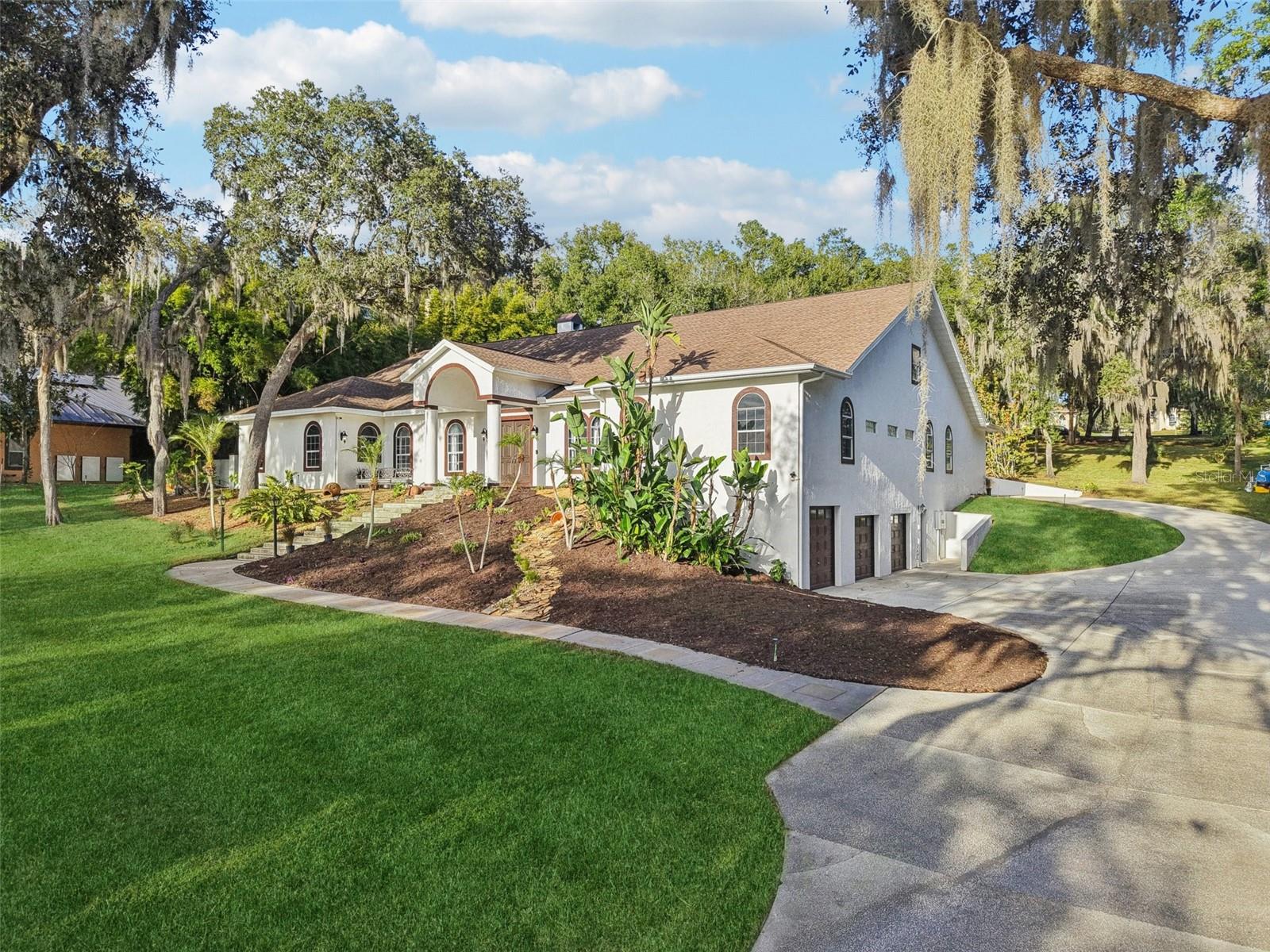 Image 56 of 68 For 16400 Lakeshore Drive