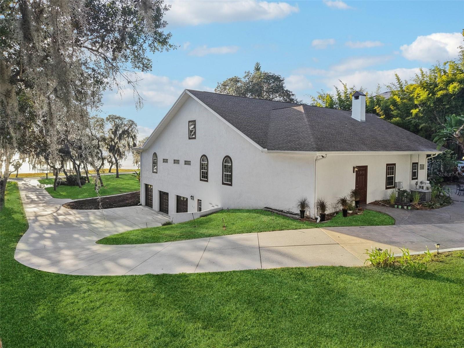 Image 58 of 68 For 16400 Lakeshore Drive