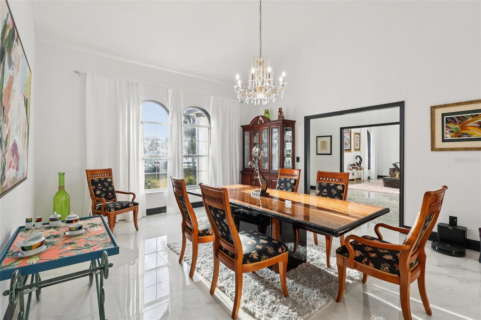 Image 7 of 68 For 16400 Lakeshore Drive