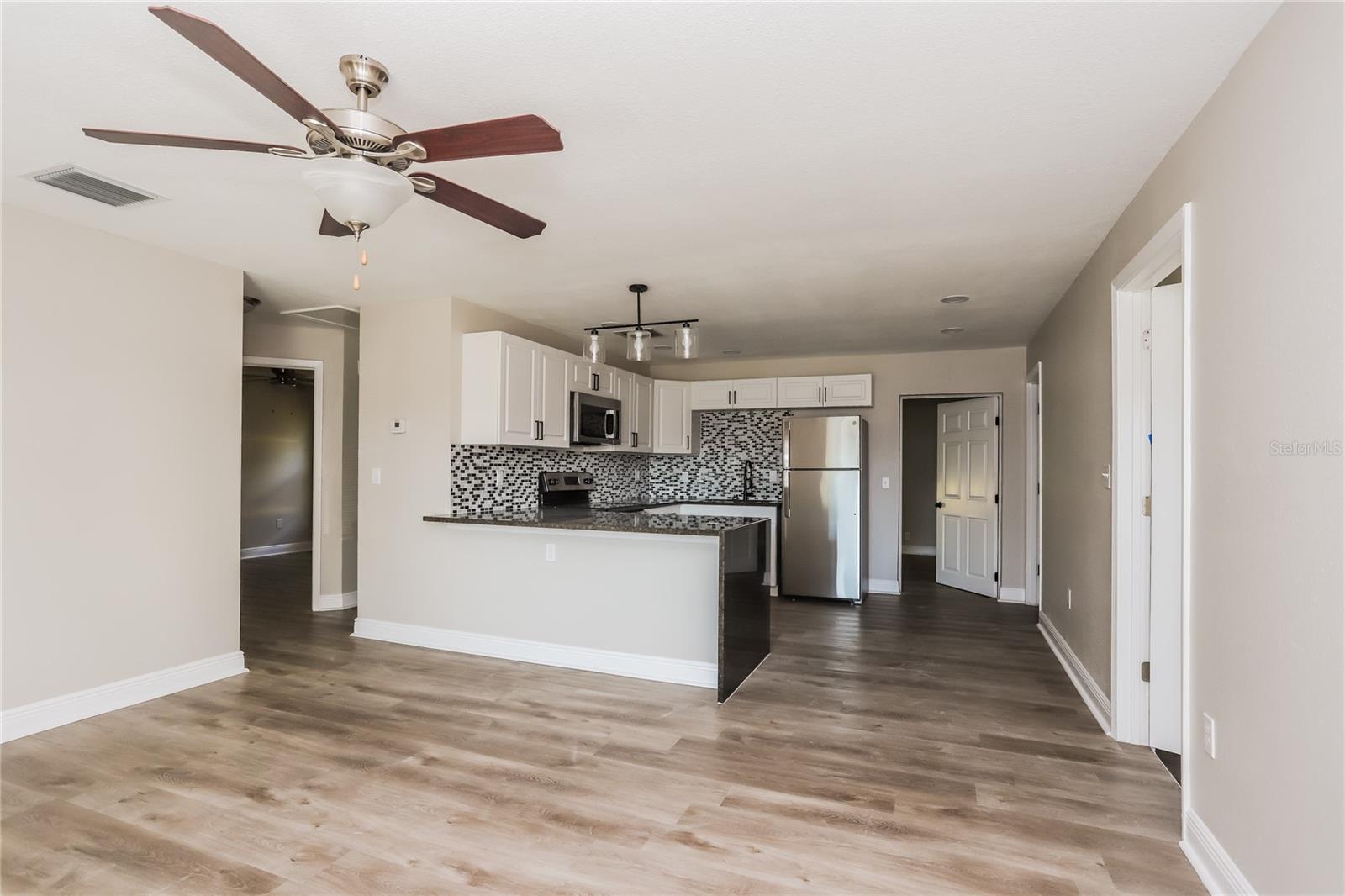 Image 3 of 16 For 3750 Mendocino Street