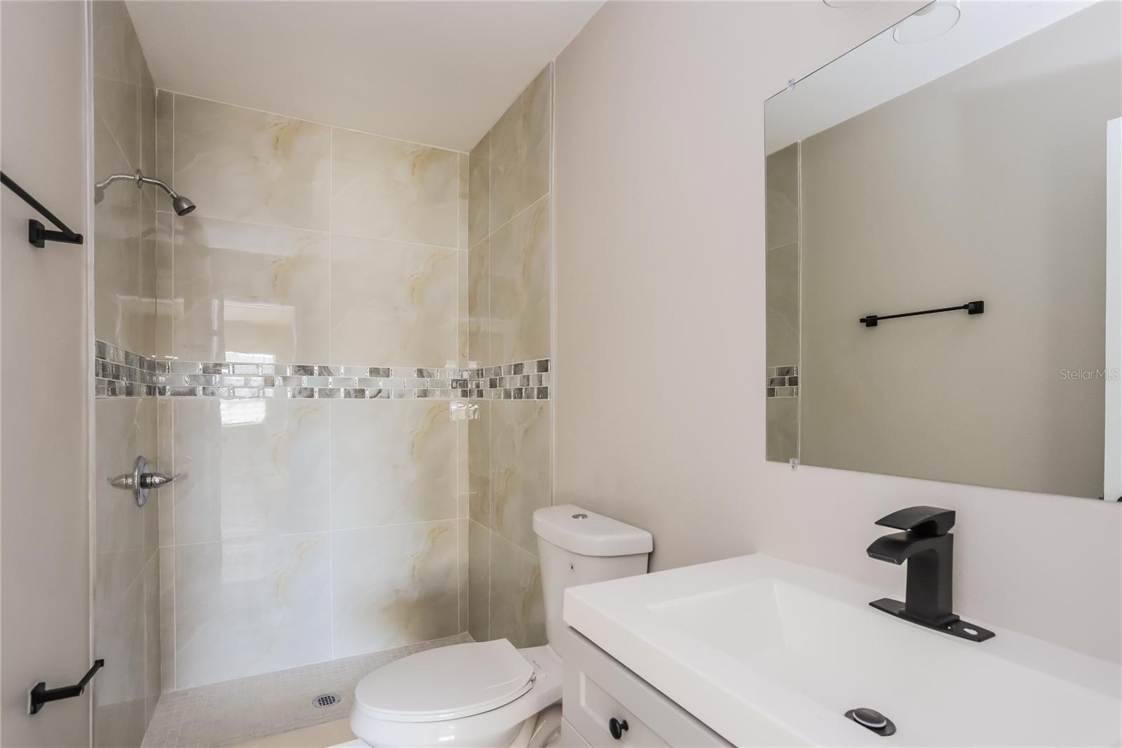 Image 8 of 16 For 3750 Mendocino Street