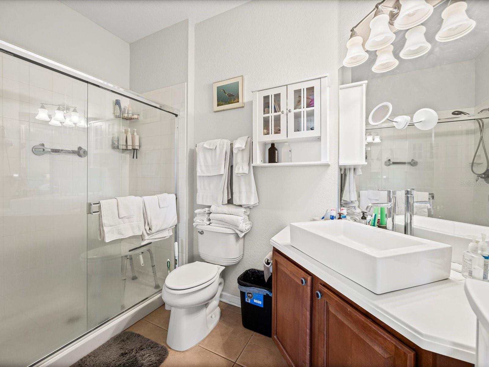 Image 13 of 39 For 8298 Portofino Drive 405