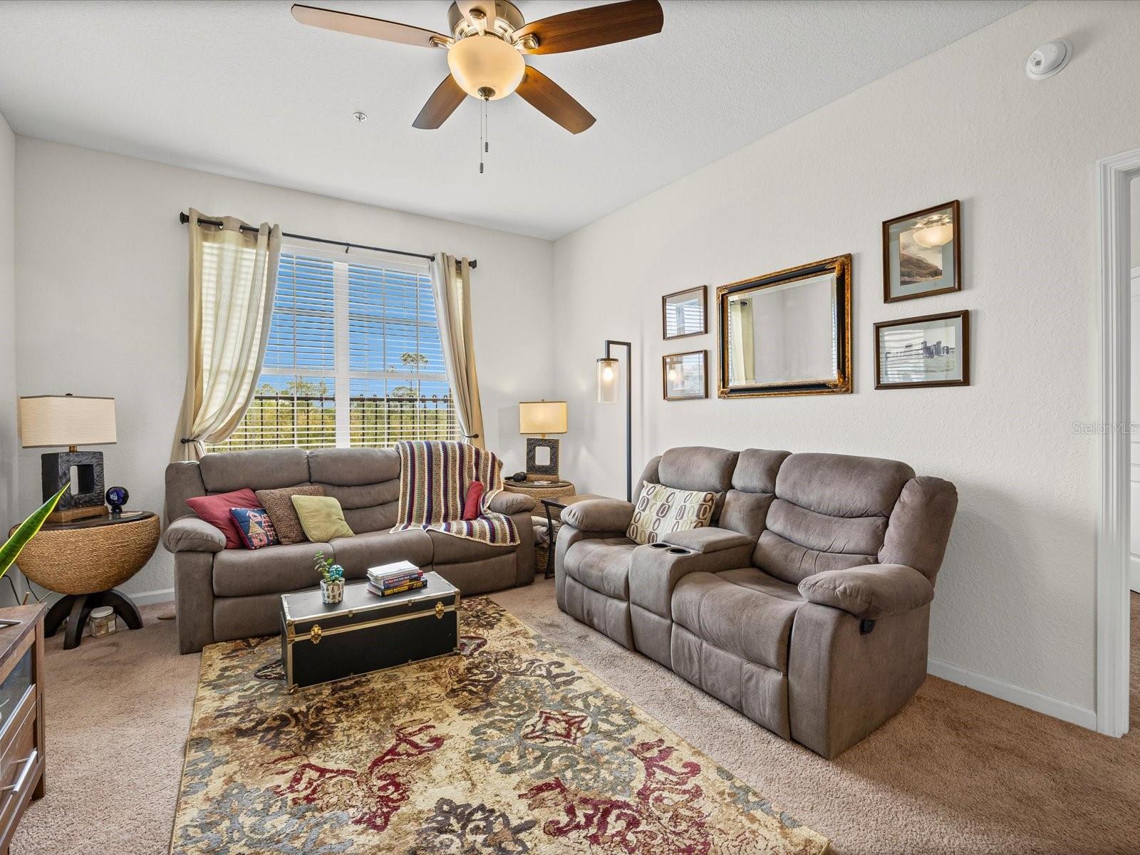 Image 6 of 39 For 8298 Portofino Drive 405