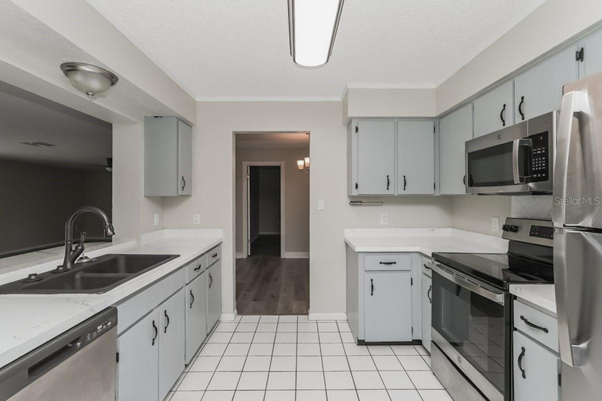 Image 6 of 14 For 4400 Old Colony Road