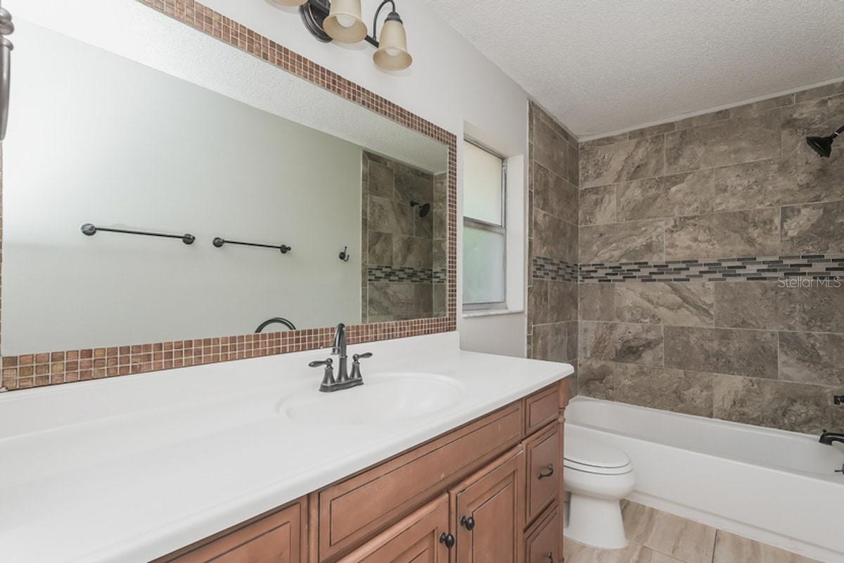 Image 8 of 14 For 4400 Old Colony Road