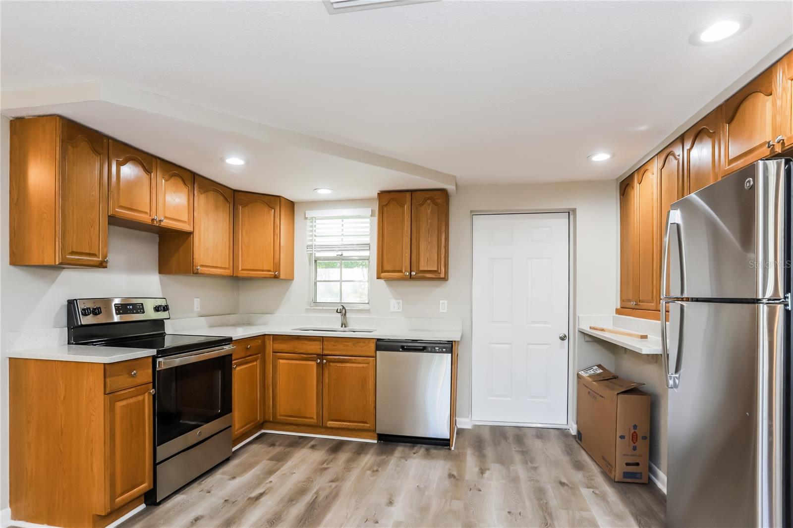 Image 4 of 16 For 2922 Java Plum Avenue