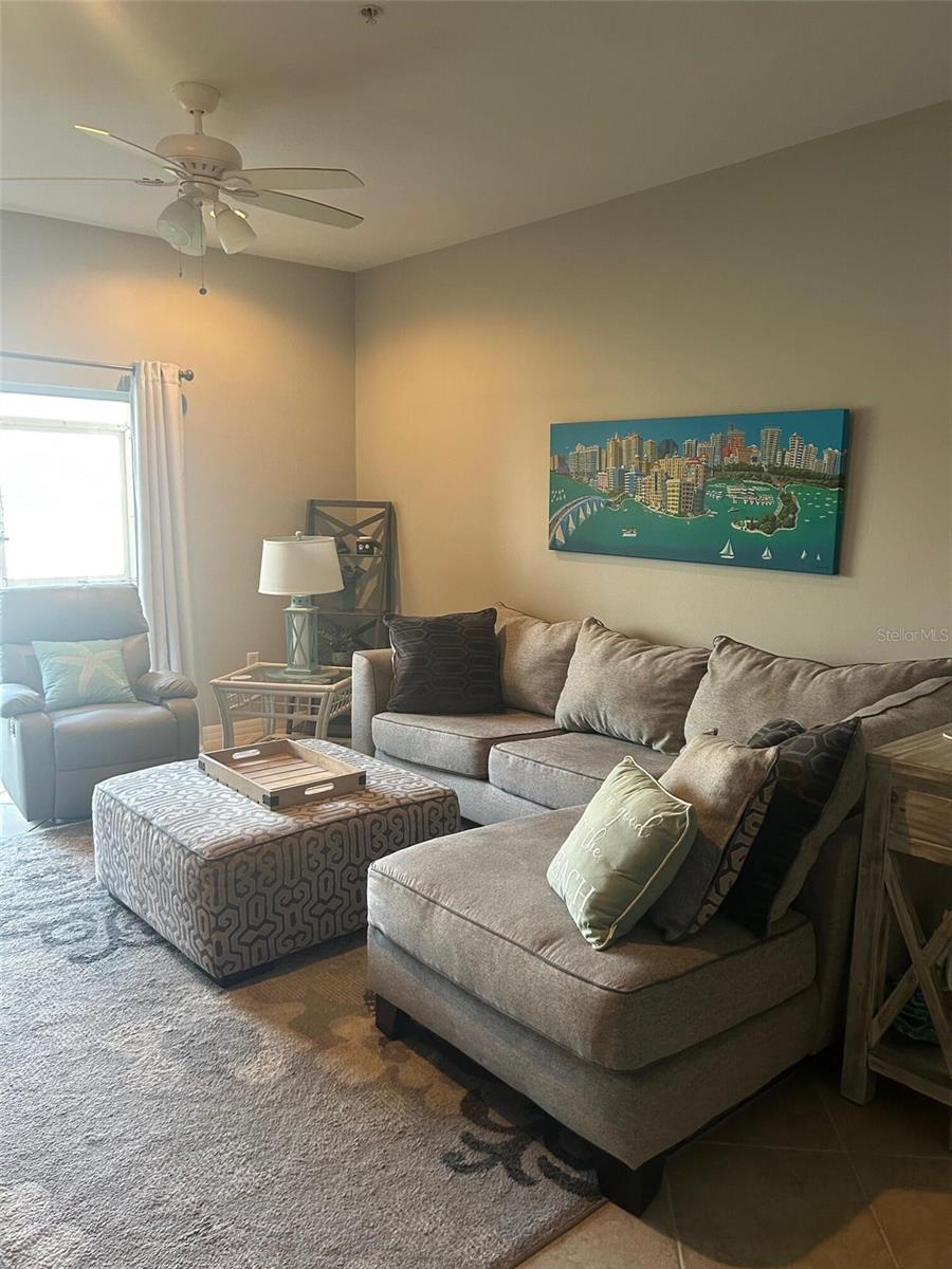 Image 8 of 27 For 3672 Parkridge Circle 27-106