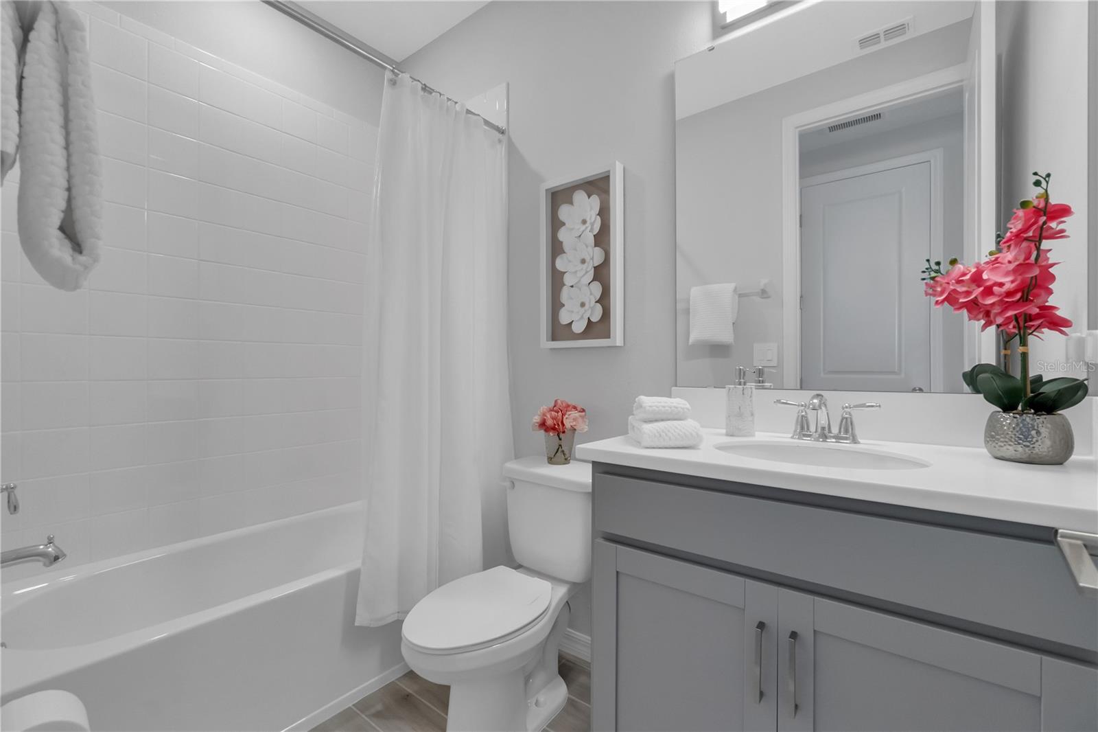 Image 35 of 44 For 2845 High Pointe Street