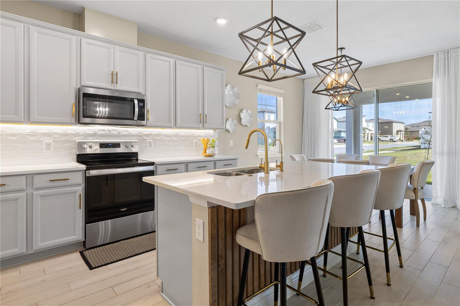 Image 22 of 68 For 2352 Bear Peak Road