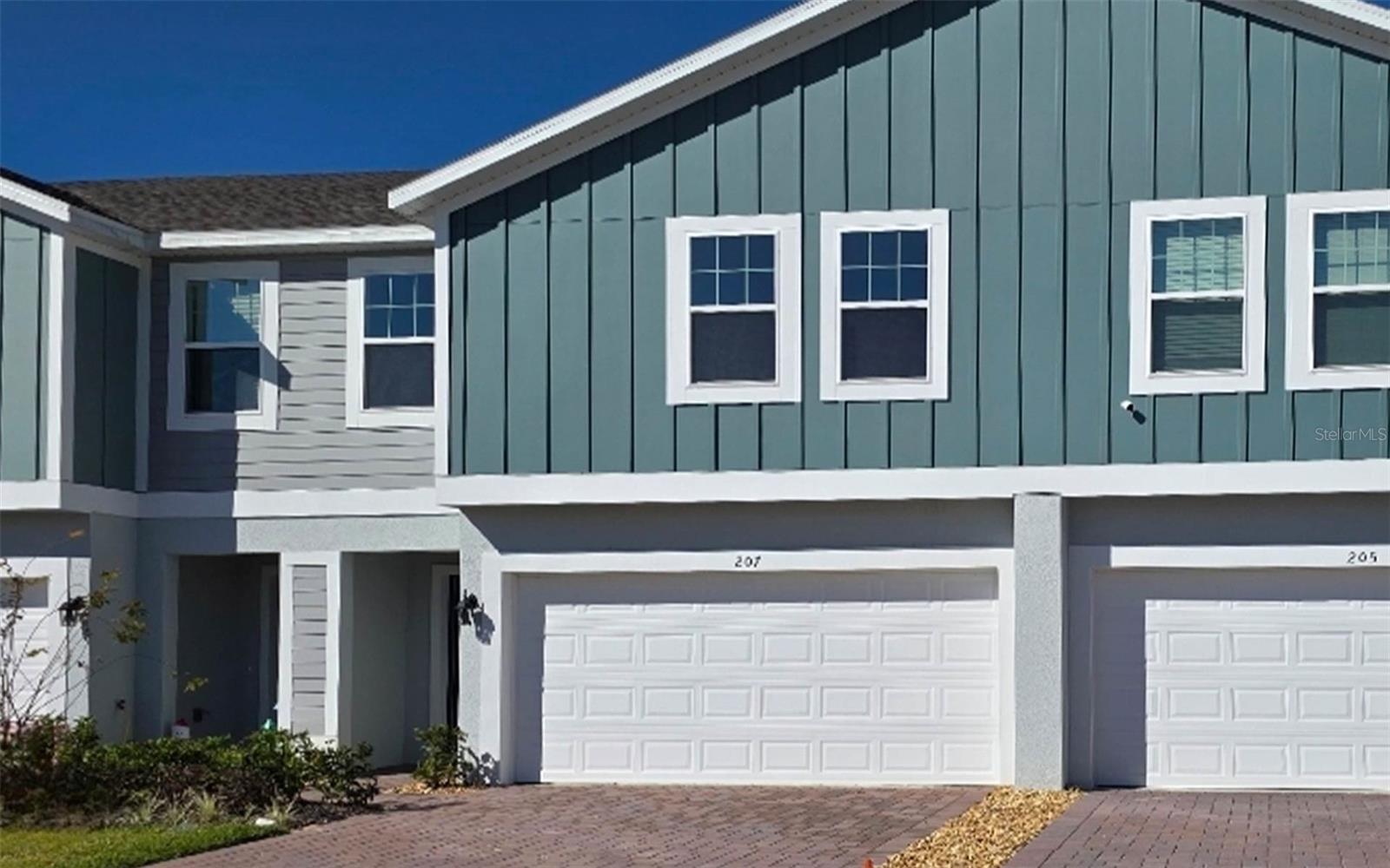 Details for 207 Glass Onion Drive, GROVELAND, FL 34737