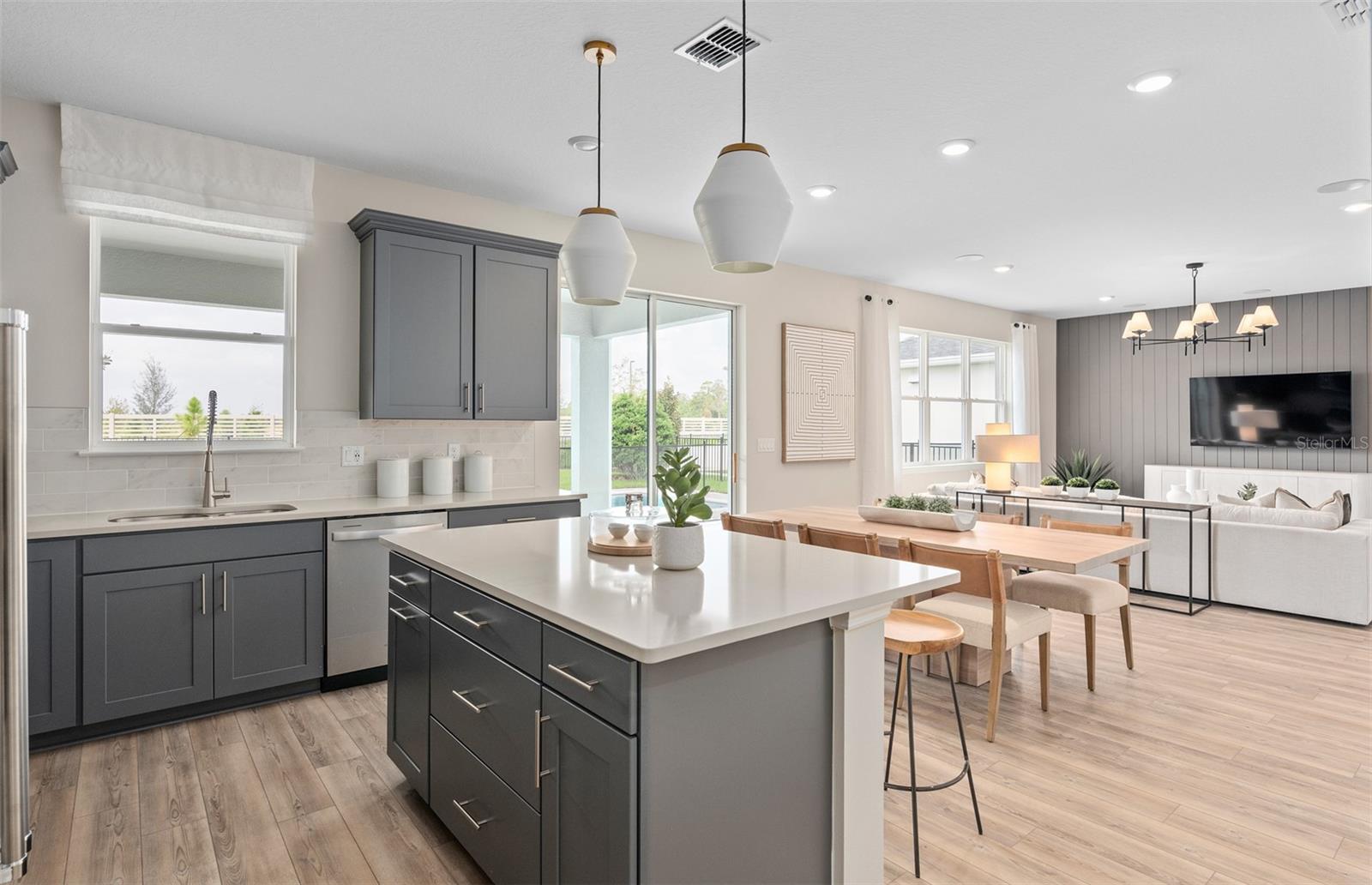 Image 7 of 28 For 4025 Winding Meadows Street