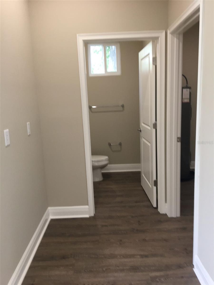 Image 5 of 16 For 1229 Muriel Street