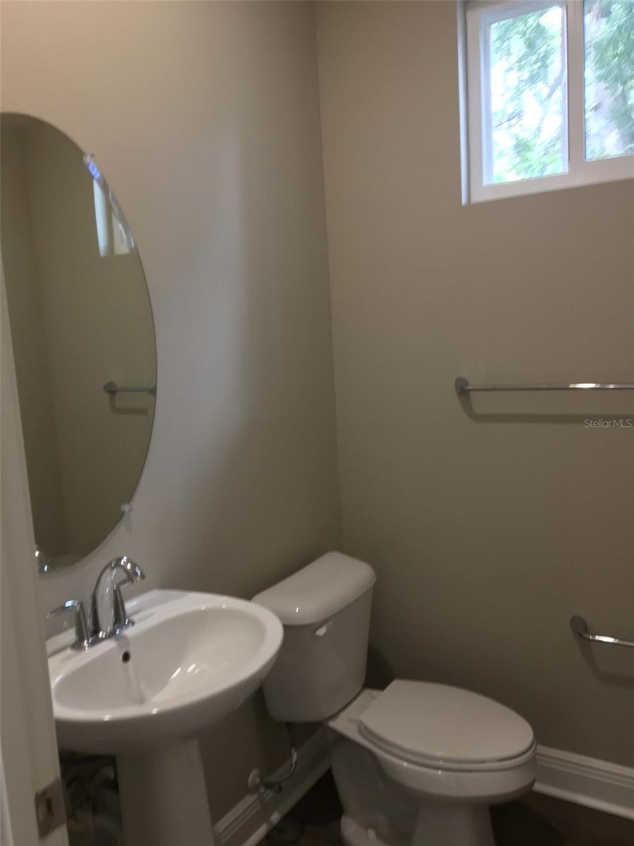 Image 6 of 16 For 1229 Muriel Street