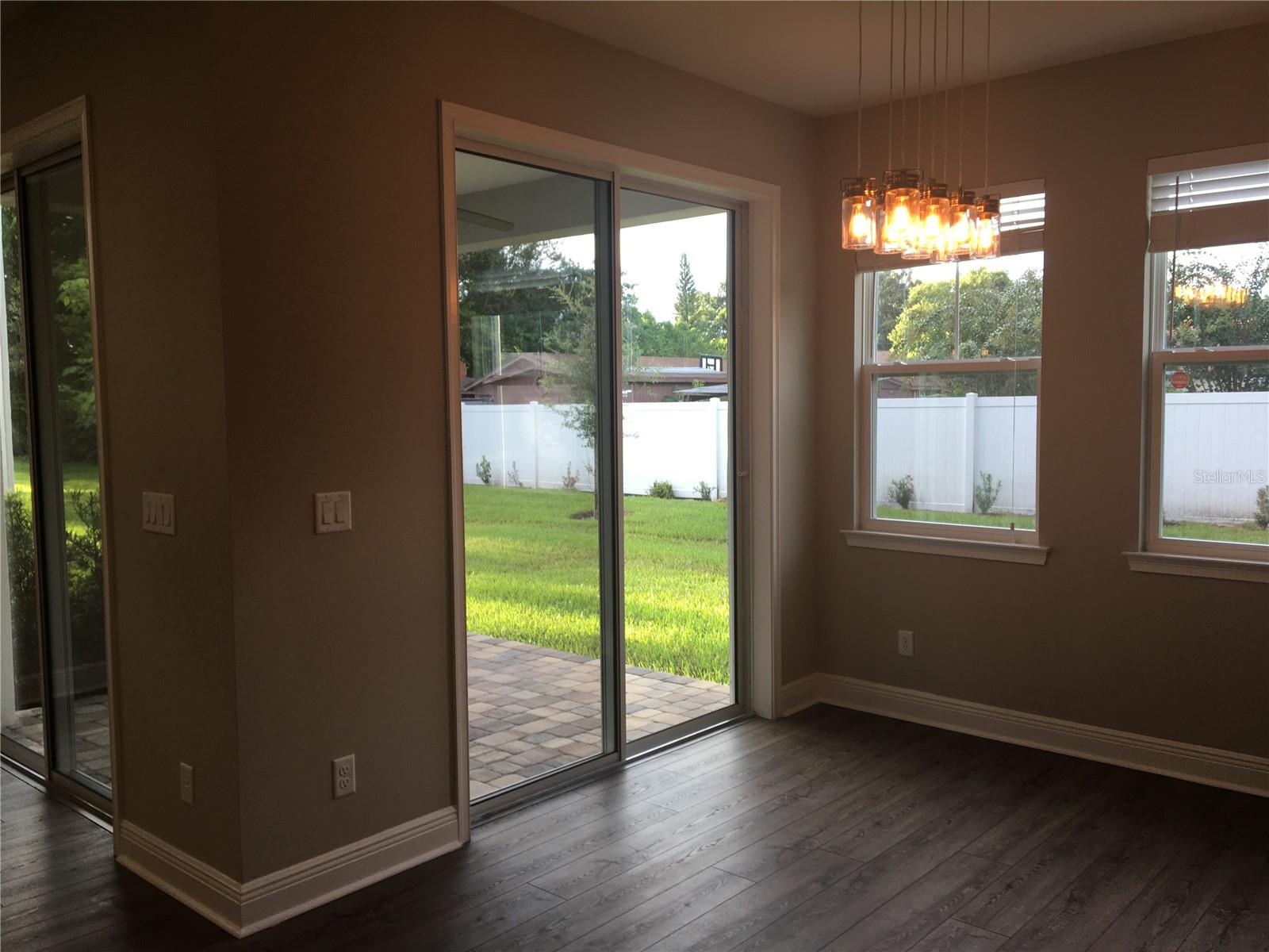 Image 7 of 16 For 1229 Muriel Street