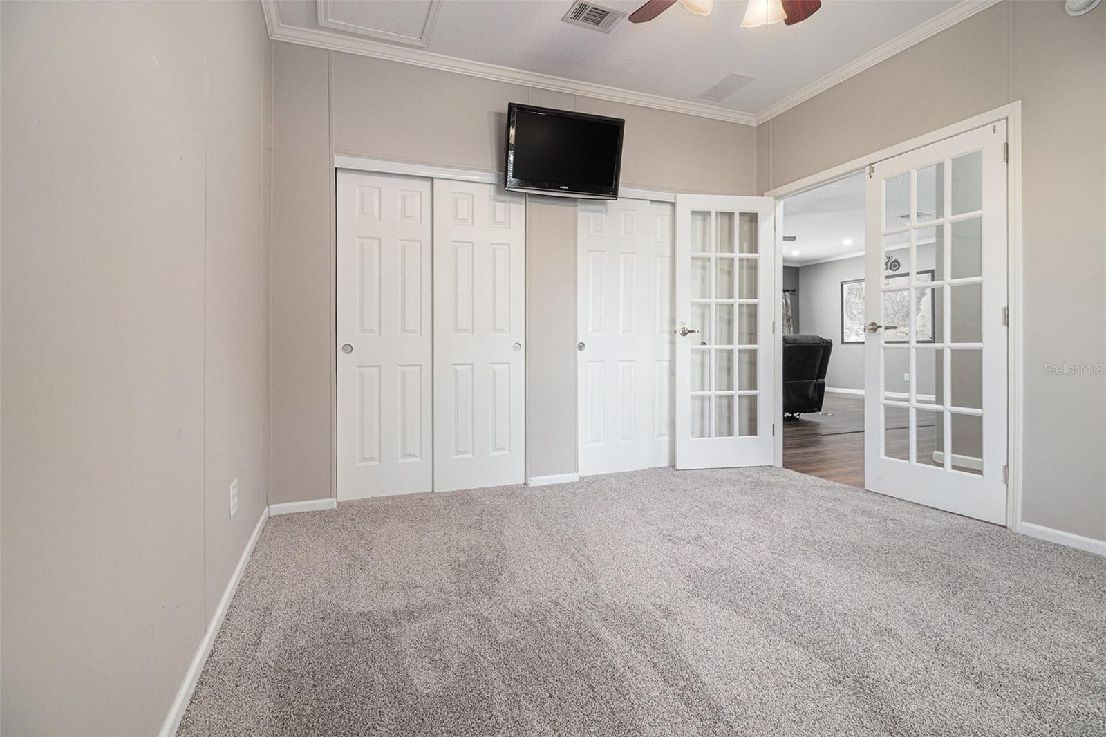 Image 21 of 48 For 1395 Palm Way