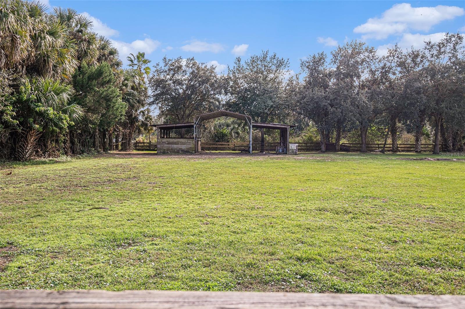 Image 33 of 48 For 1395 Palm Way