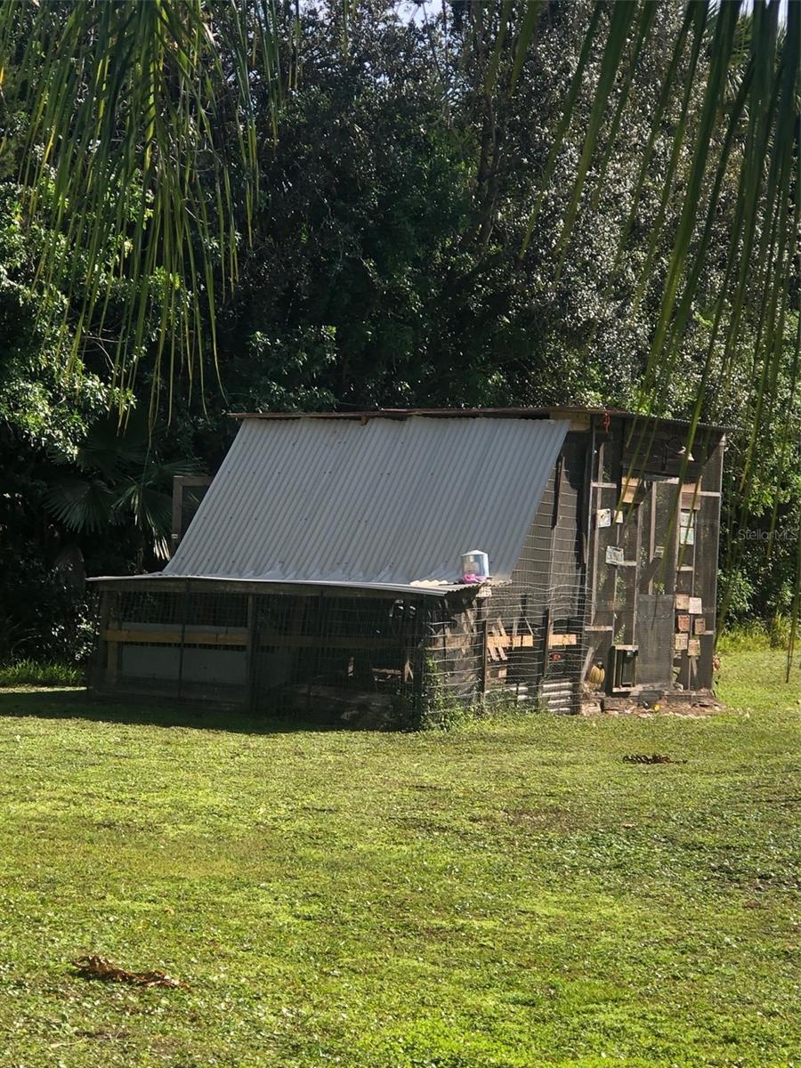 Image 35 of 48 For 1395 Palm Way