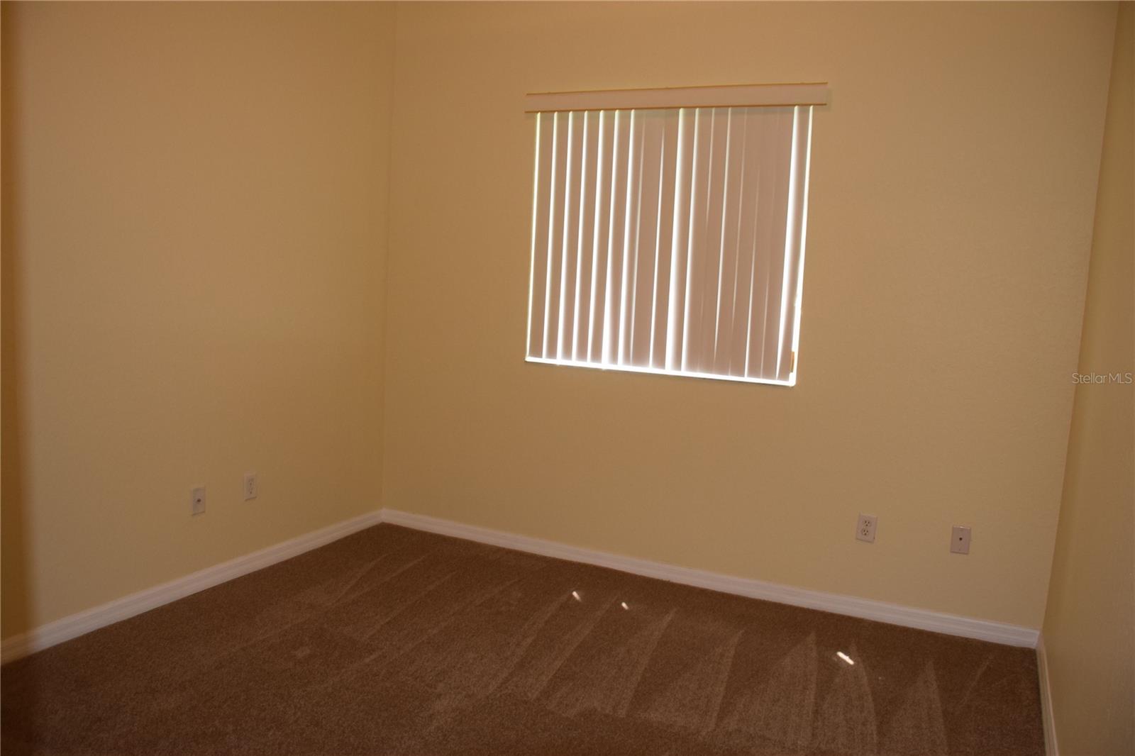 Image 9 of 15 For 20202 Indian Creek Drive 20202