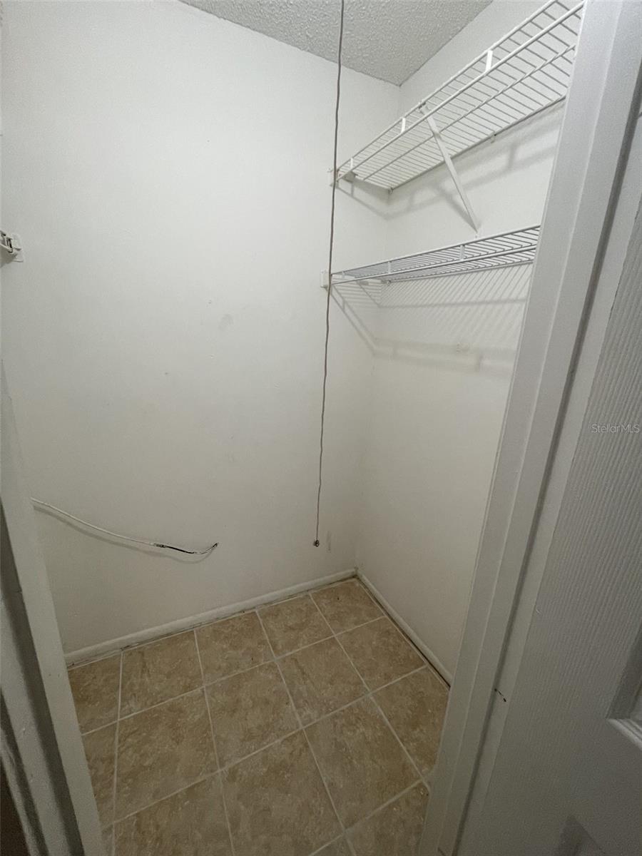 Image 6 of 6 For 139 Oyster Bay Circle 340