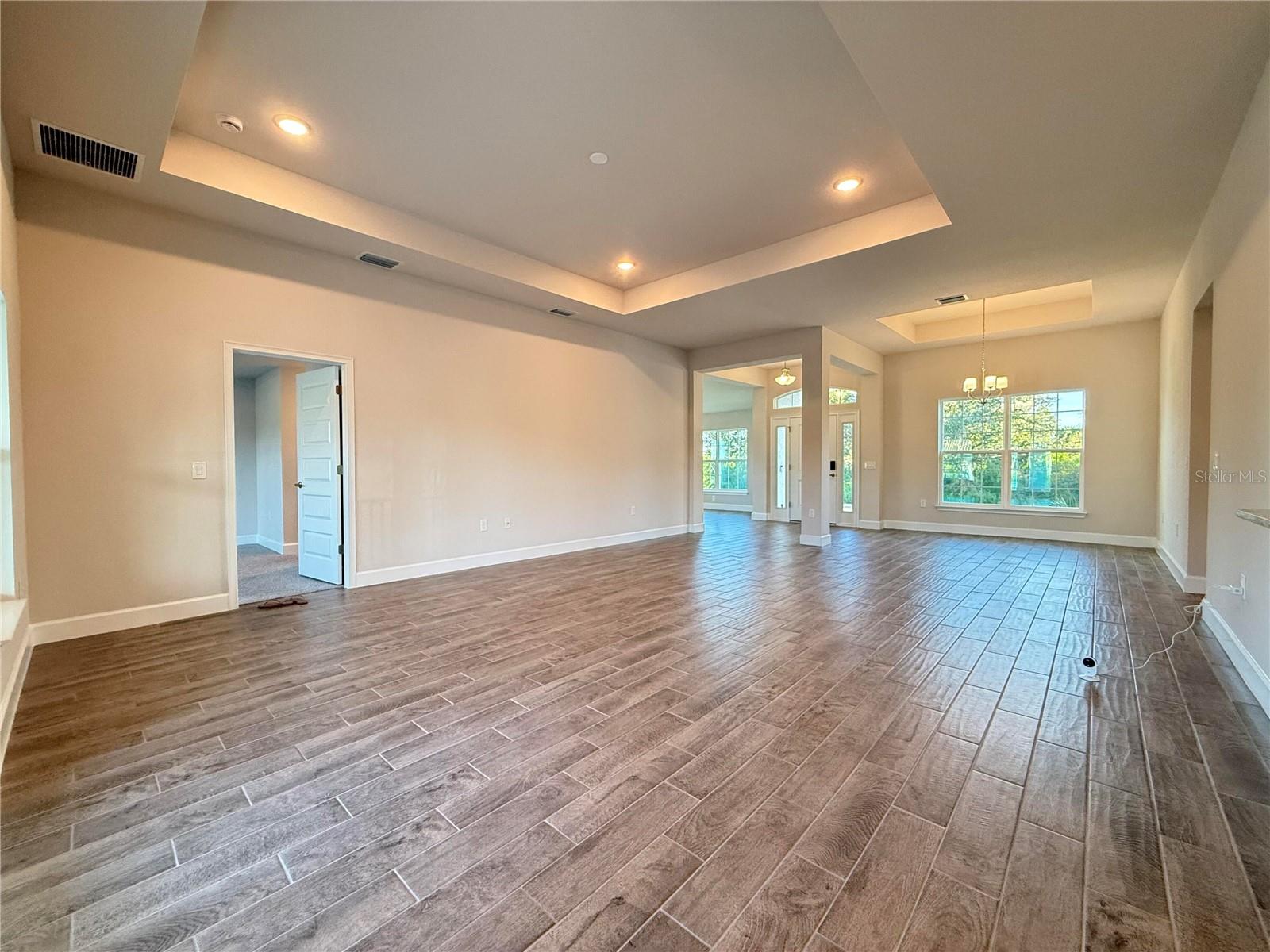 Image 4 of 26 For 12482 Kneeland Terrace