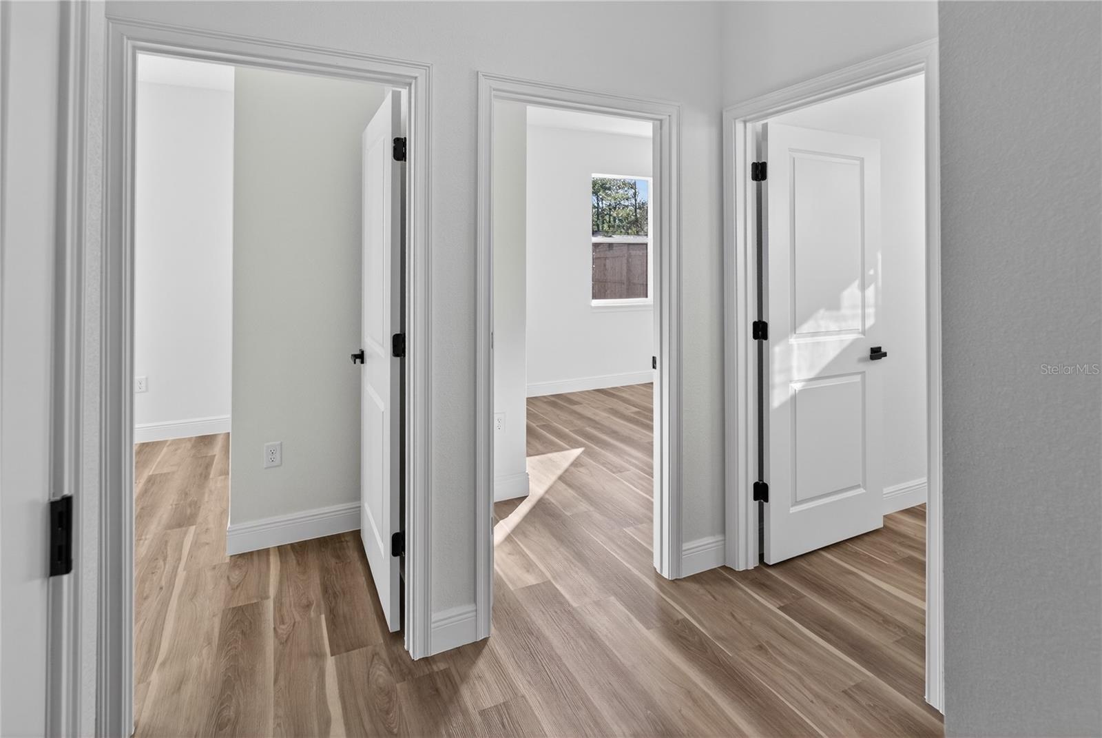 Image 22 of 24 For 1852 Quaker Lane