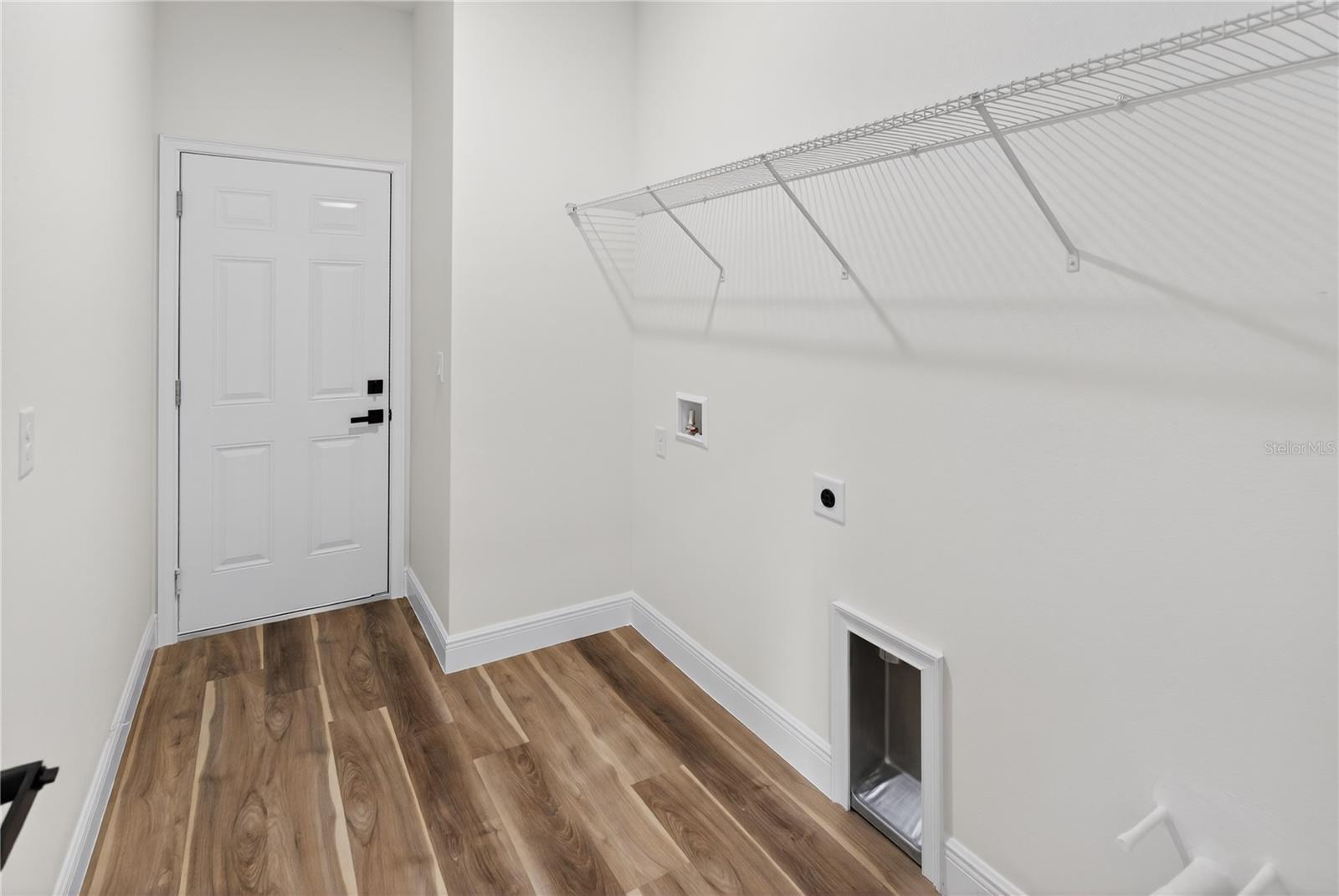 Image 23 of 24 For 1852 Quaker Lane