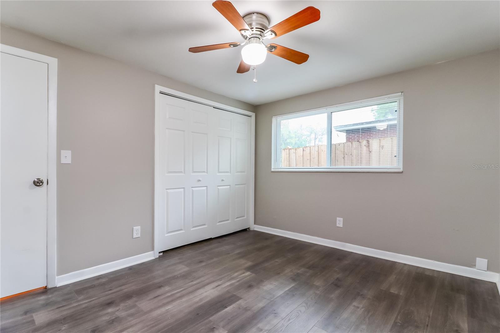 Image 10 of 16 For 921 Hillside Drive