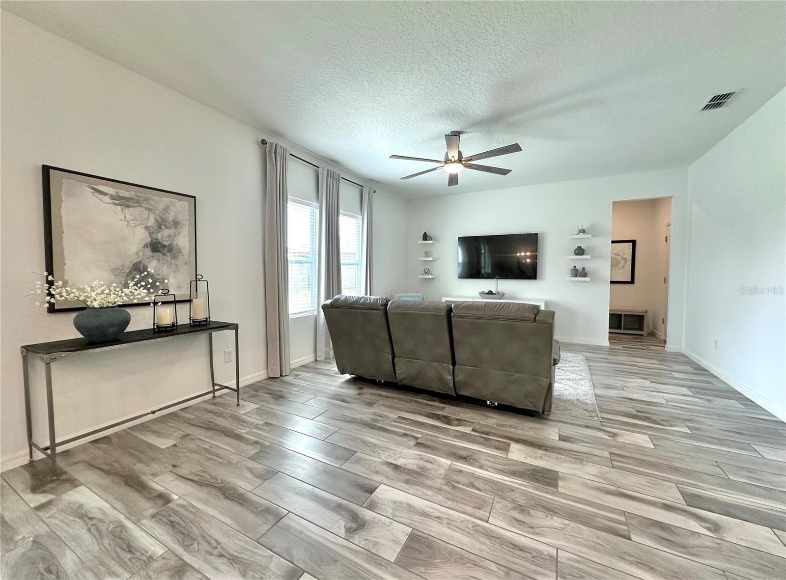 Image 15 of 62 For 17691 Passionflower Circle