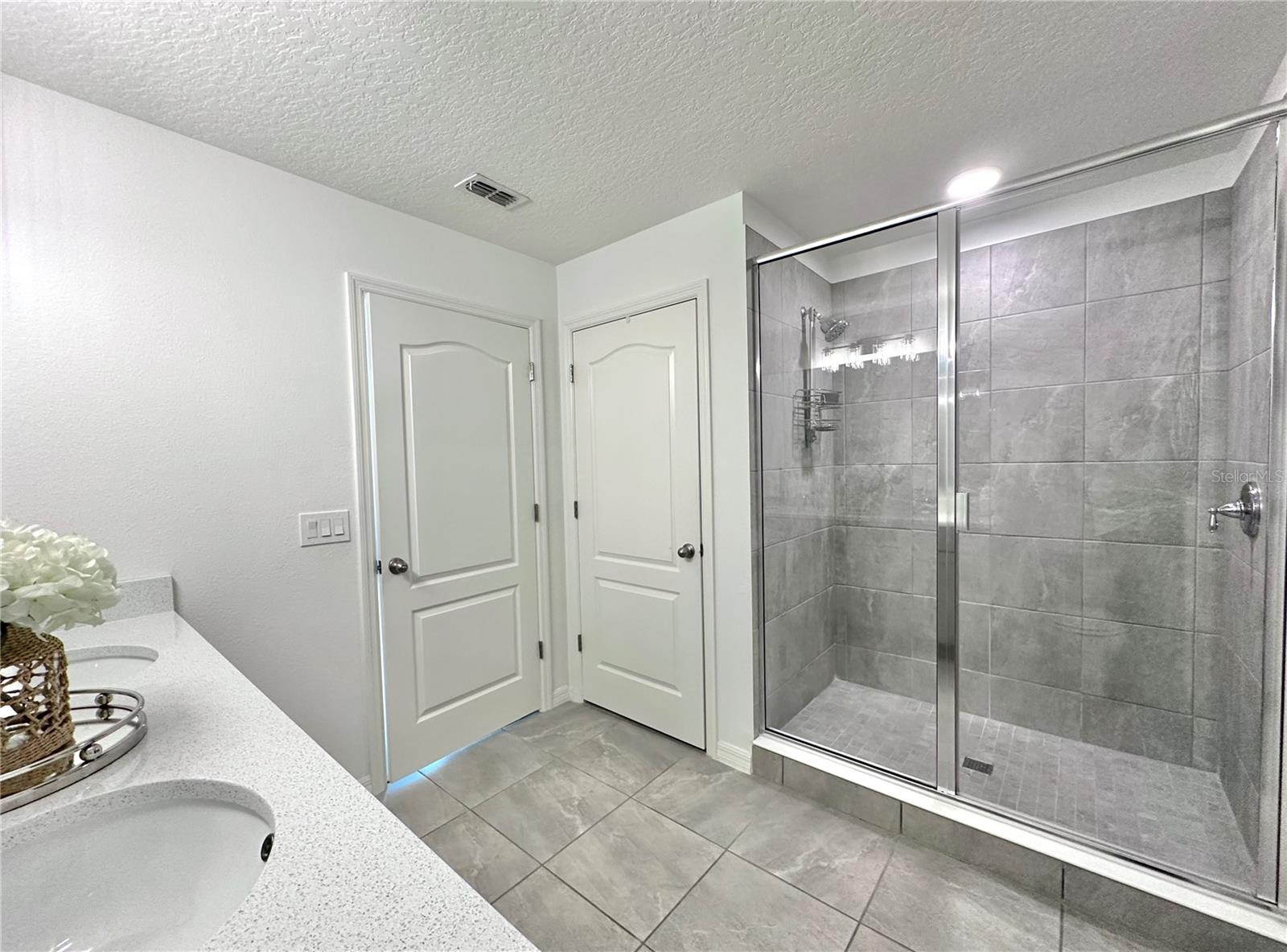 Image 30 of 62 For 17691 Passionflower Circle