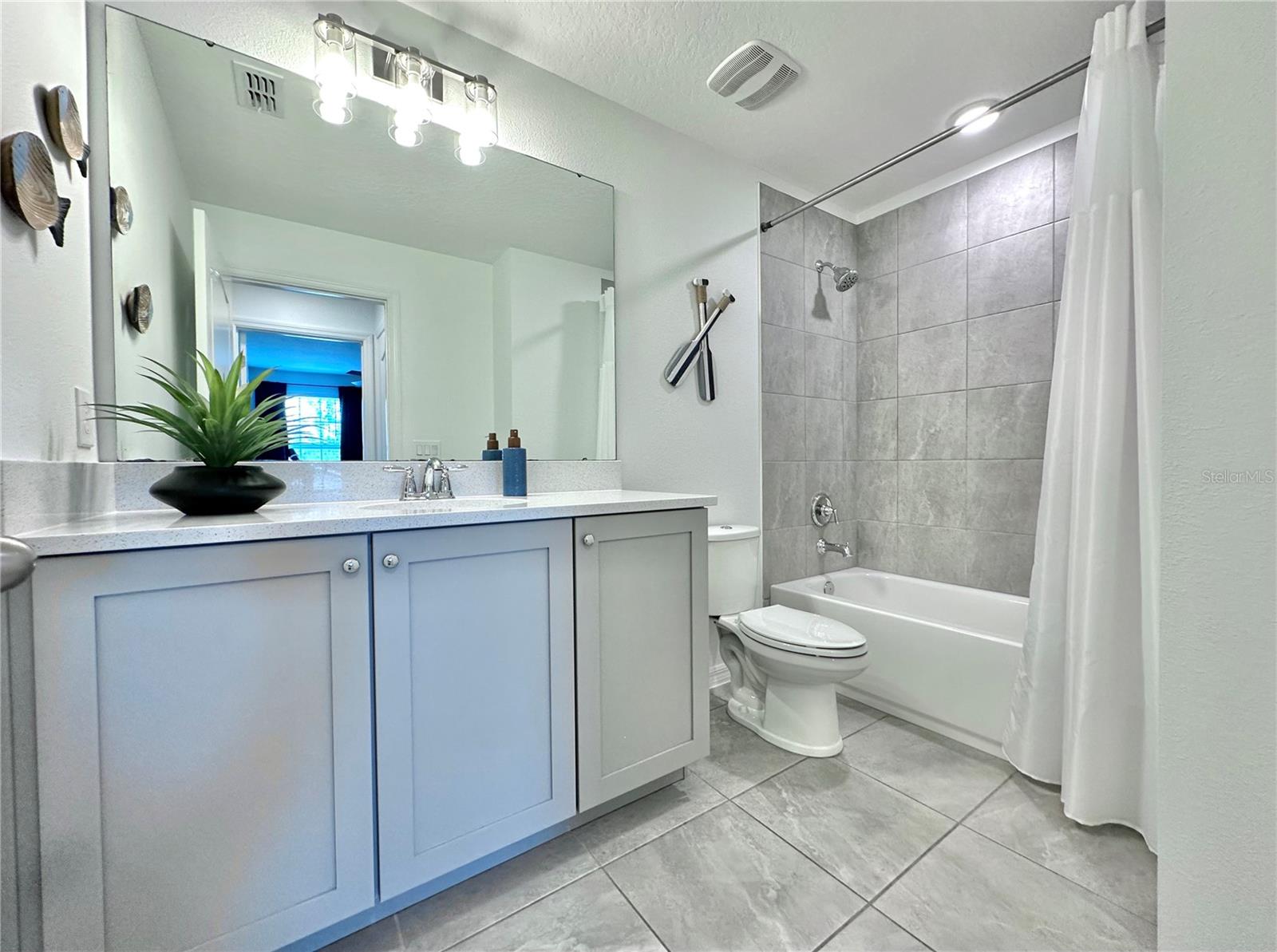 Image 43 of 62 For 17691 Passionflower Circle