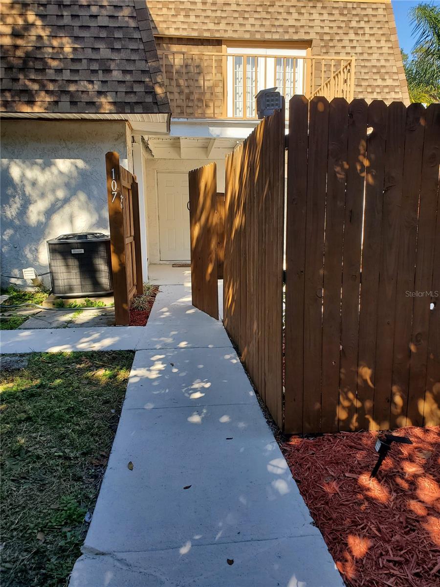 Image 2 of 36 For 107 Springwood Square