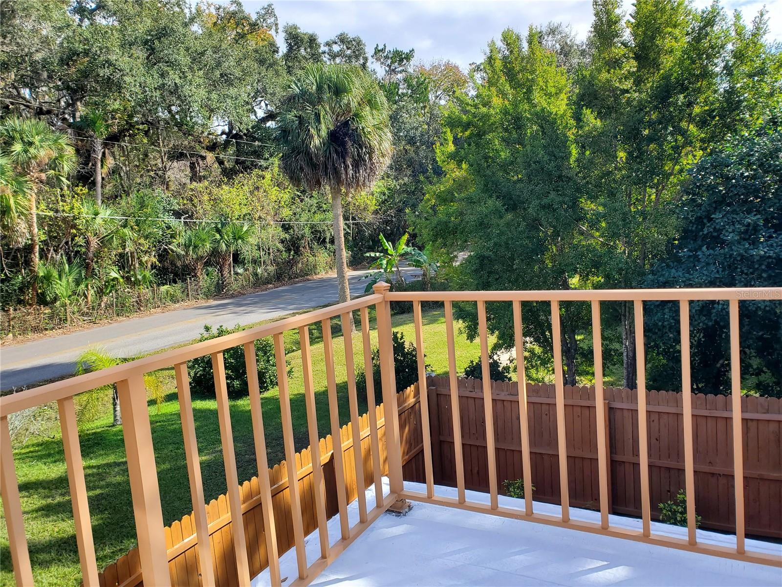 Image 27 of 36 For 107 Springwood Square