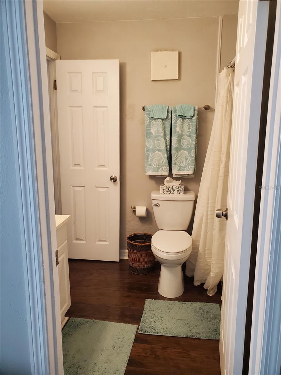 Image 31 of 36 For 107 Springwood Square