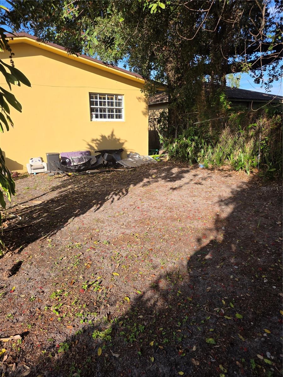 Image 18 of 22 For 1846 43 Street