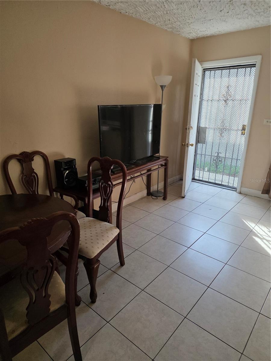 Image 4 of 22 For 1846 43 Street