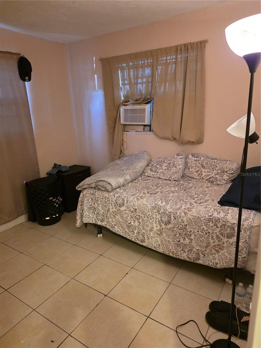 Image 6 of 22 For 1846 43 Street