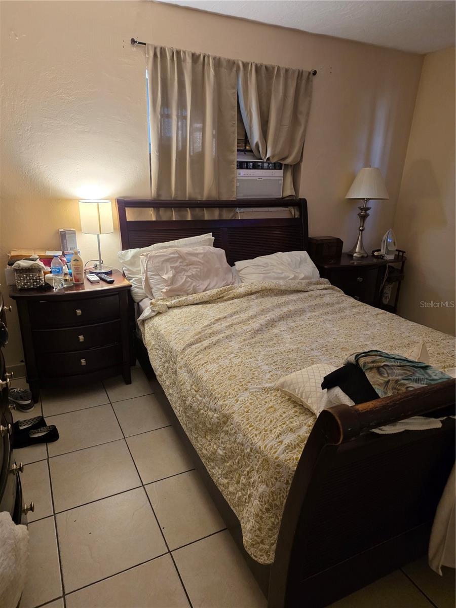 Image 7 of 22 For 1846 43 Street