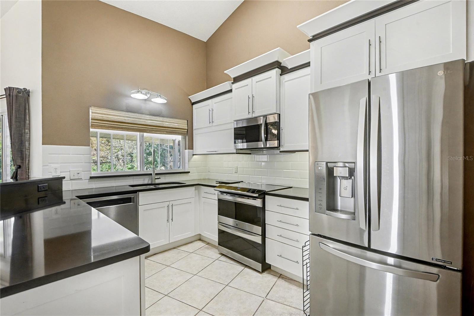 Image 11 of 61 For 1928 Southcreek Boulevard